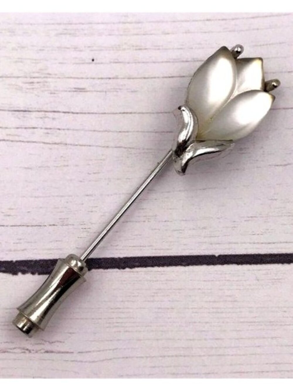 Vintage Whiting & Davis Frosted Tulip Stick pin Silver-tone Frosted Tulip Cap